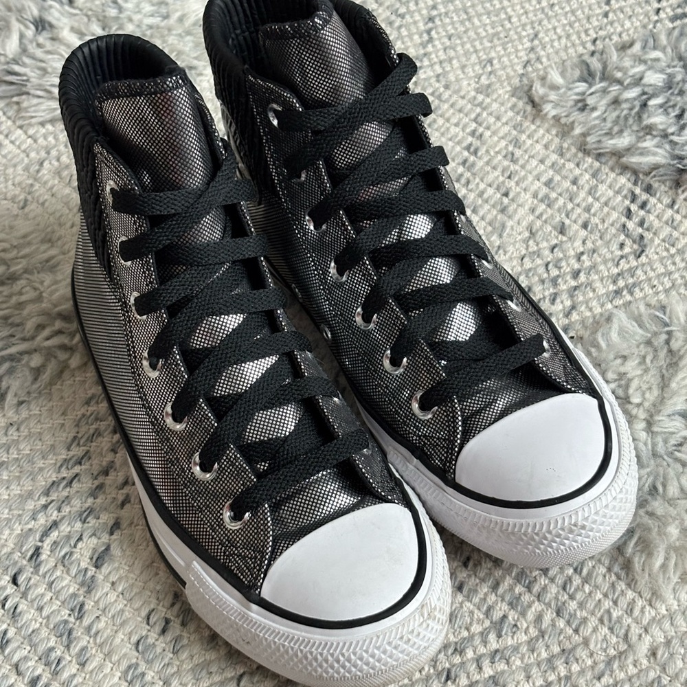 Converse - Picture 4 of 9